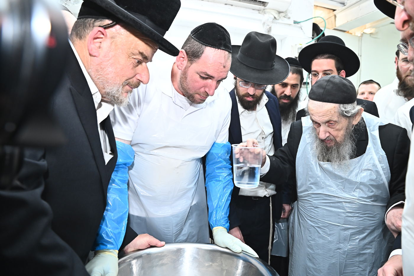 הגר"ד לנדו באפיית מצות