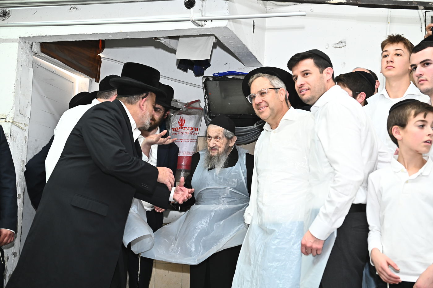 הגר"ד לנדו באפיית מצות