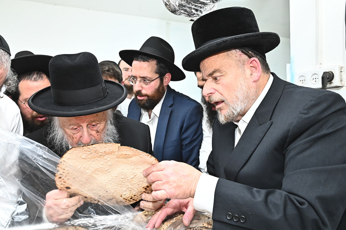 הגרב"ד פוברסקי באפיית מצות