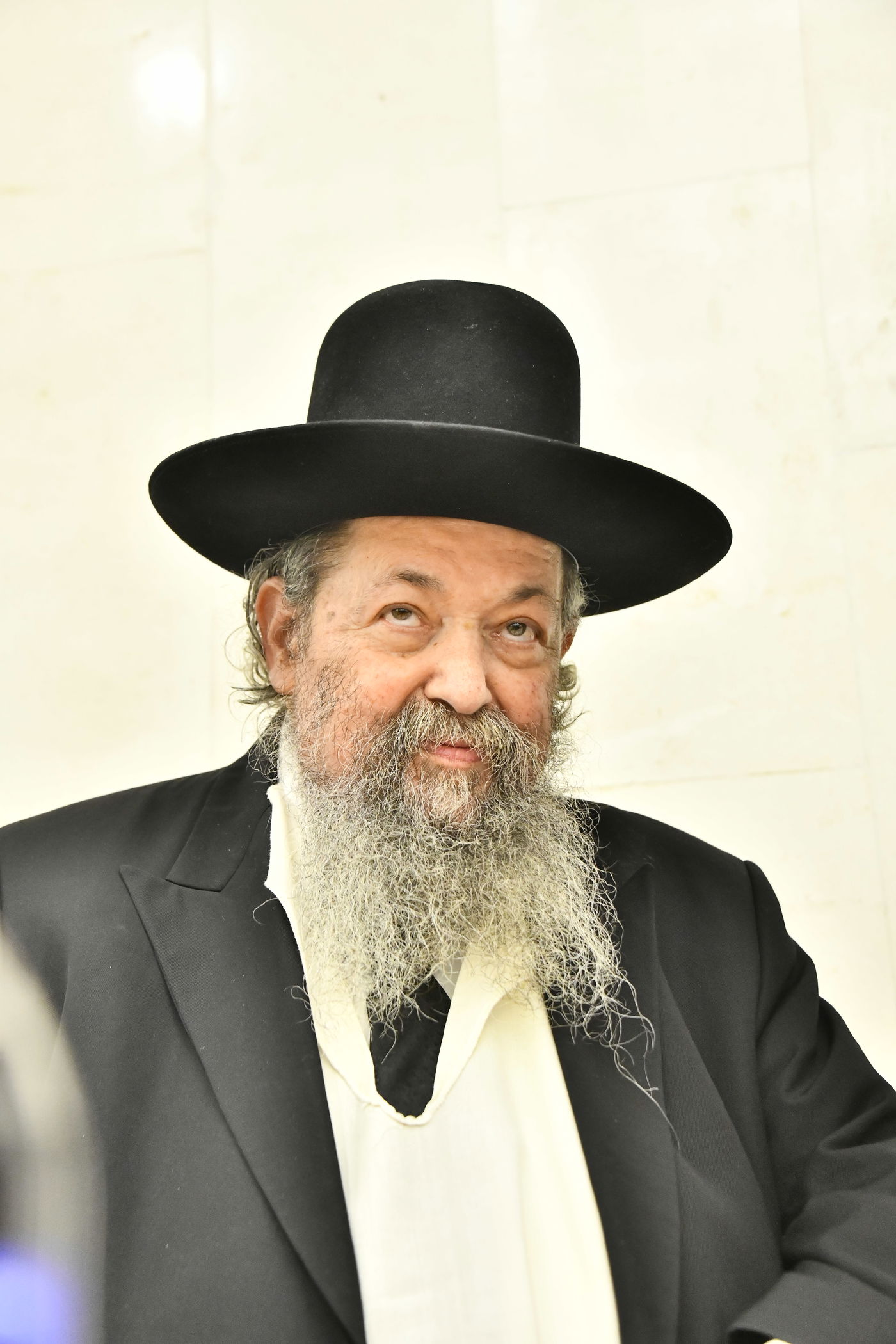 שמחת האירוסין בבאר יעקב - שכר שכיר