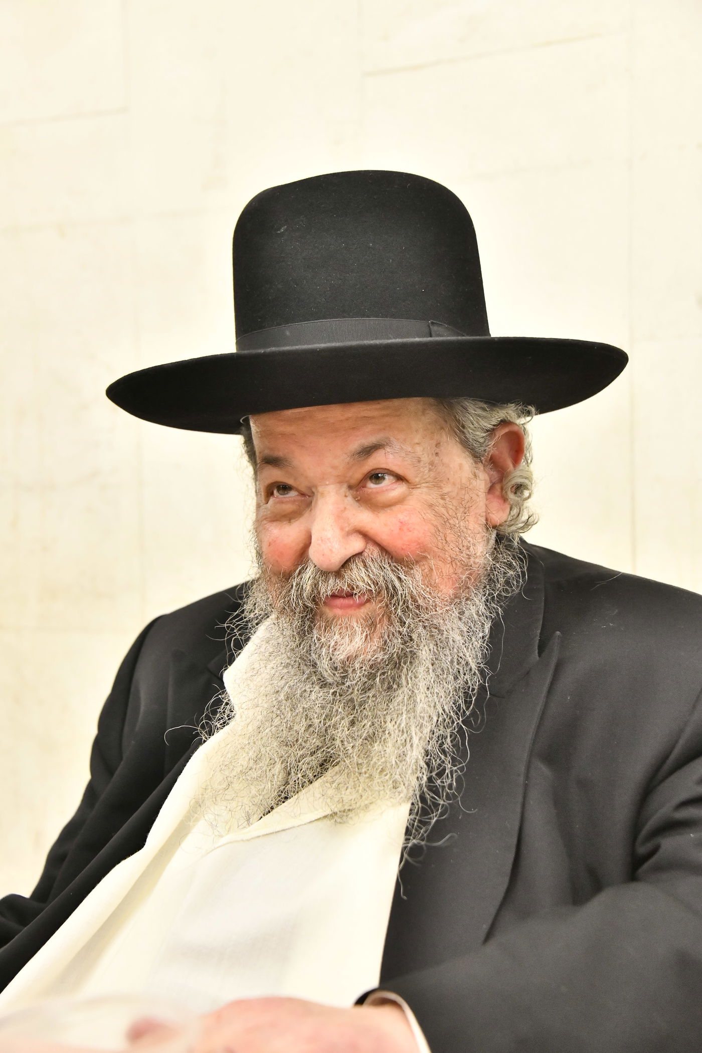 שמחת האירוסין בבאר יעקב - שכר שכיר