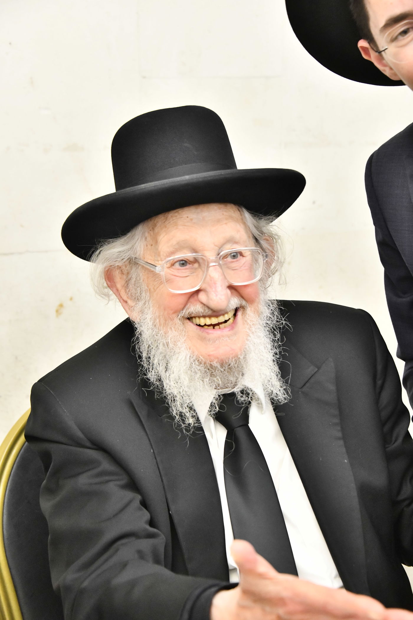 שמחת האירוסין בבאר יעקב - שכר שכיר