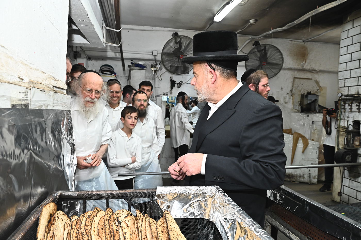 הגר"ש גלאי באפיית מצות