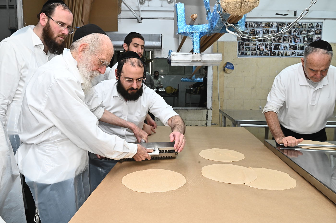 הגר"ש גלאי באפיית מצות