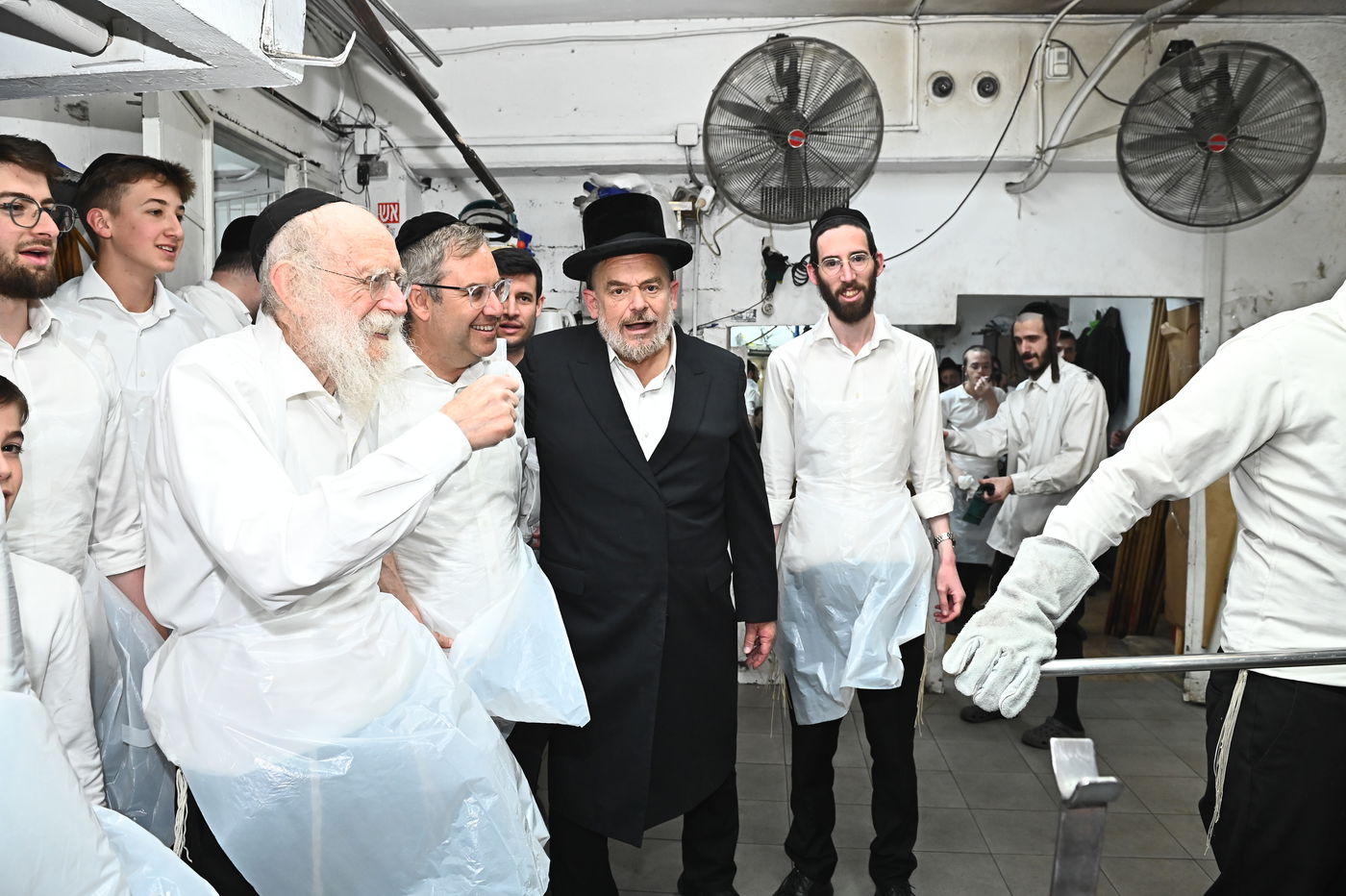 הגר"ש גלאי באפיית מצות