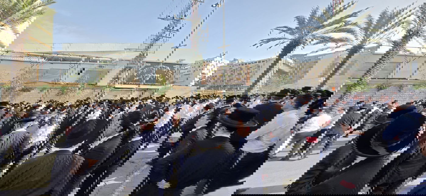 ההפגנה מול ויז'ניץ מרכז