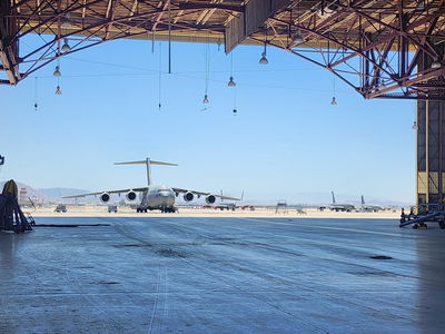 מטוס ה-C-17 גלובמאסטר III 