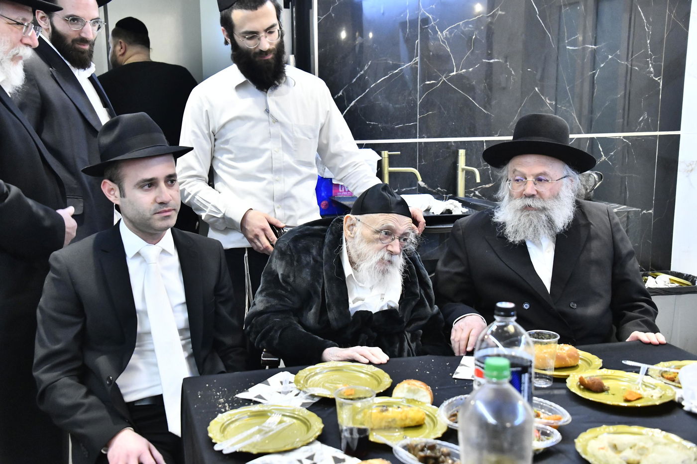 שבע ברכות לנכדת הגר"מ גריינמן