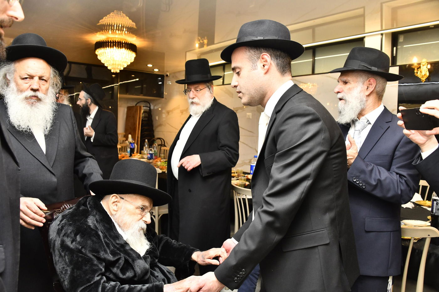 שבע ברכות לנכדת הגר"מ גריינמן