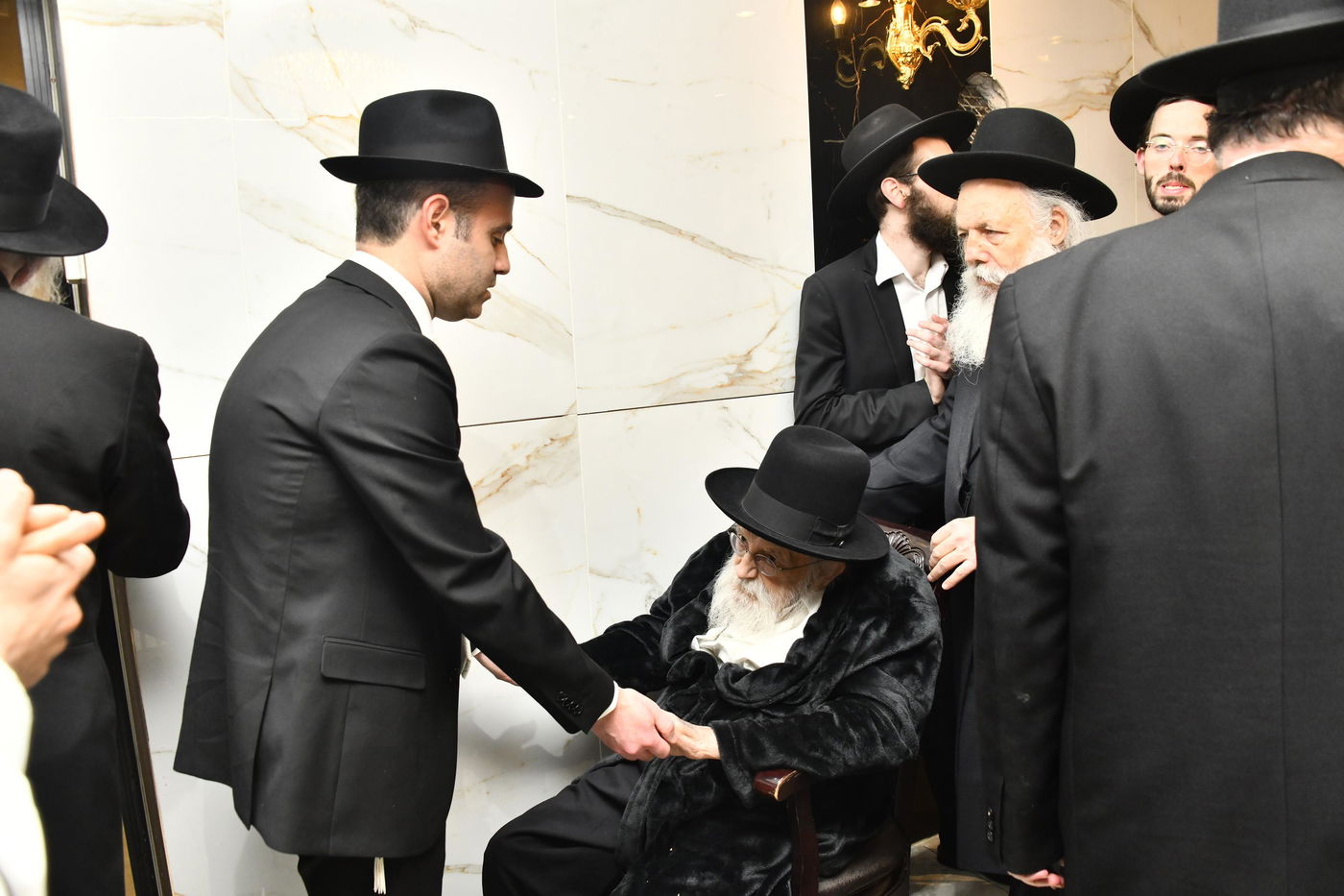 שבע ברכות לנכדת הגר"מ גריינמן