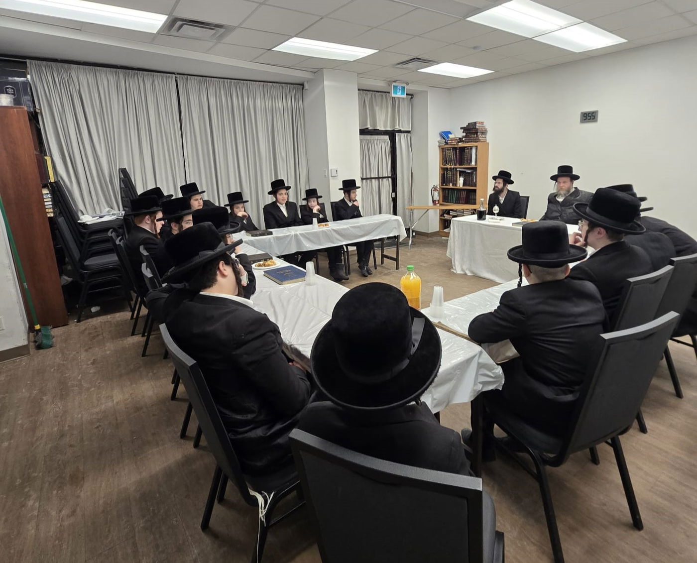 הגה"צ רבי יעקב מרדכי הגר בביקור הוד במונטריאול