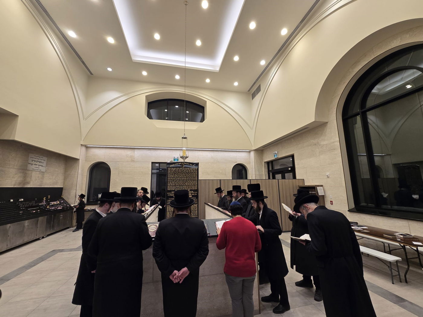 הגה"צ רבי יעקב מרדכי הגר בביקור הוד במונטריאול