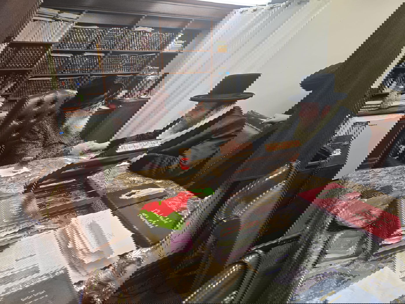 הגה"צ רבי יעקב מרדכי הגר בביקור הוד במונטריאול