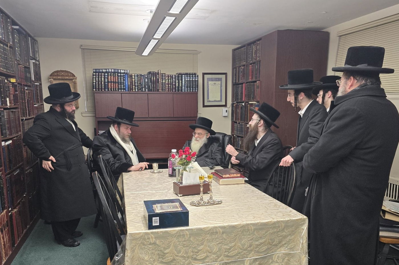 הגה"צ רבי יעקב מרדכי הגר בביקור הוד במונטריאול