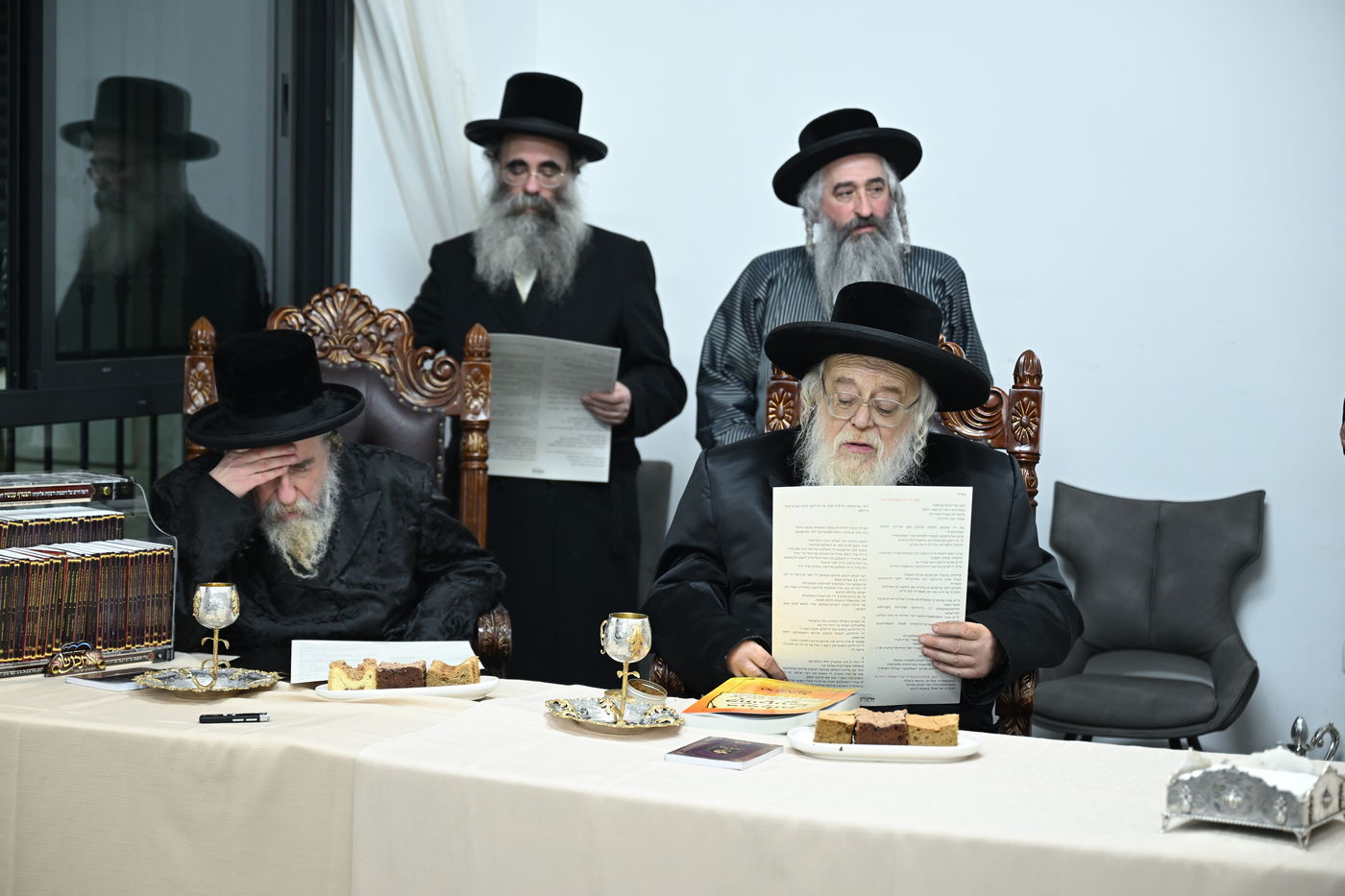 סעודת ר"ח אדר אצל האדמו"ר מויז'ניץ