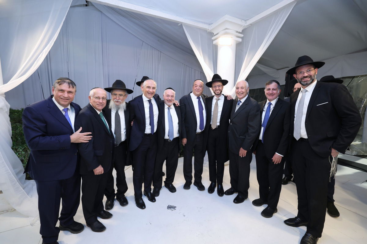 שמחת נישואי בת הרב דוד פרץ