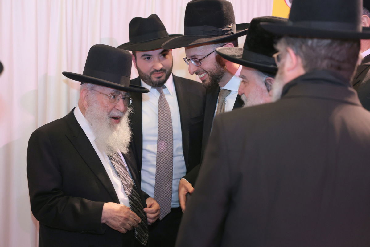 שמחת נישואי בת הרב דוד פרץ