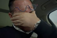 שלומי כהן מתפרק בבכי כאוב על אחייניתו שהושפלה בכיתה