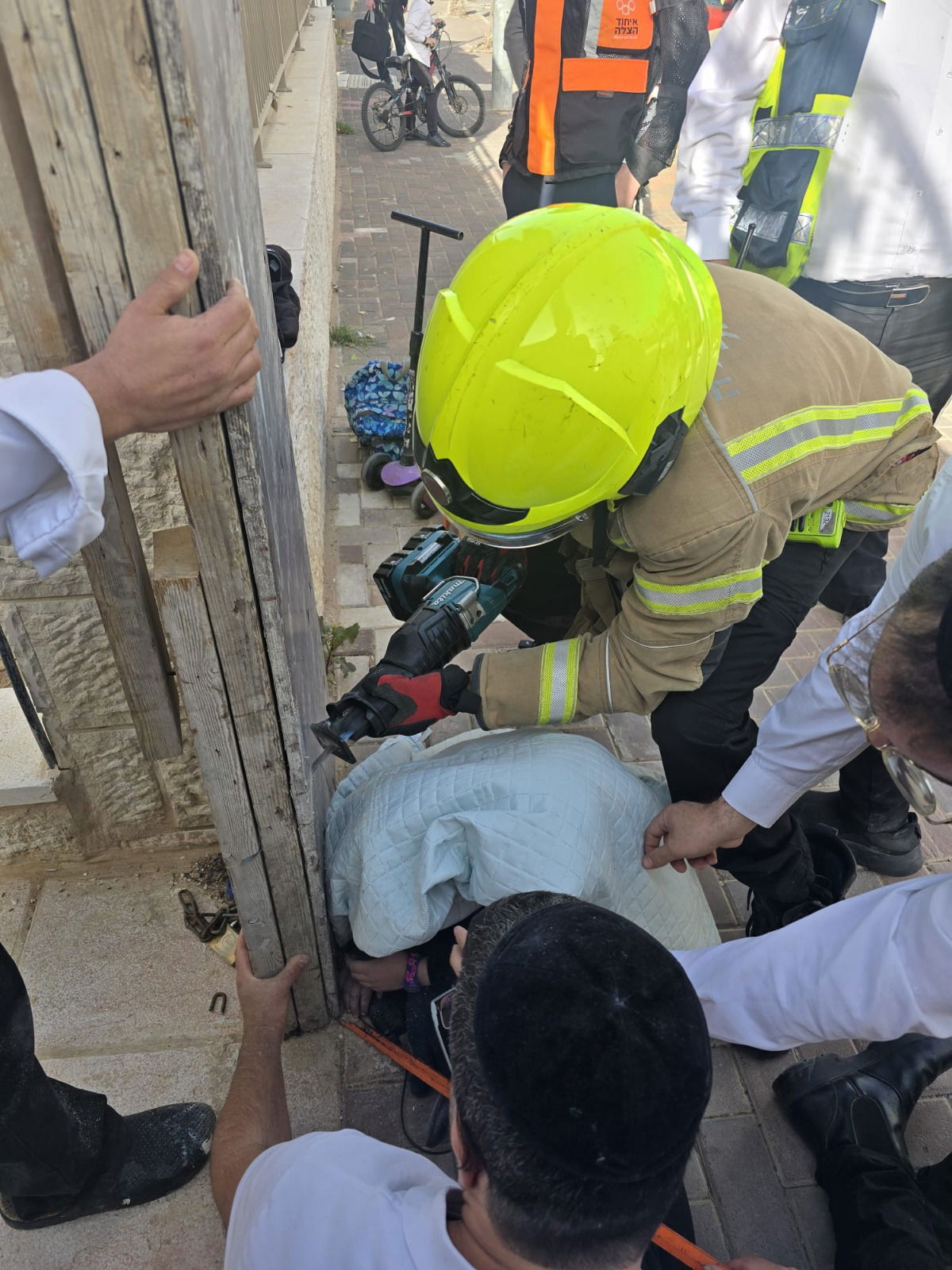 חילוץ הילדה בביתר