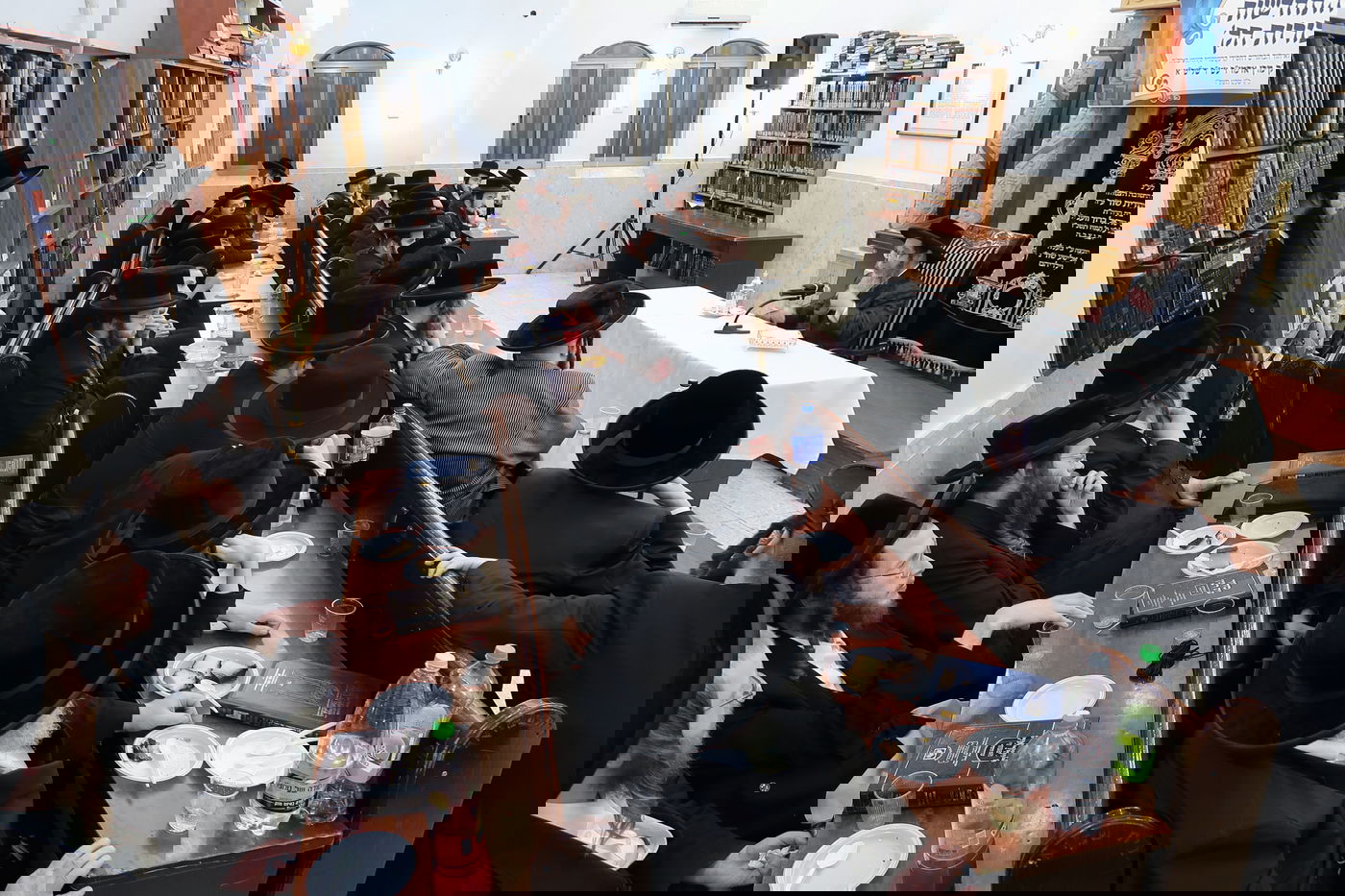 סיום ימי השובבי"ם בקרעטשניף סיגעט