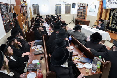 סיום ימי השובבי"ם בקרעטשניף סיגעט