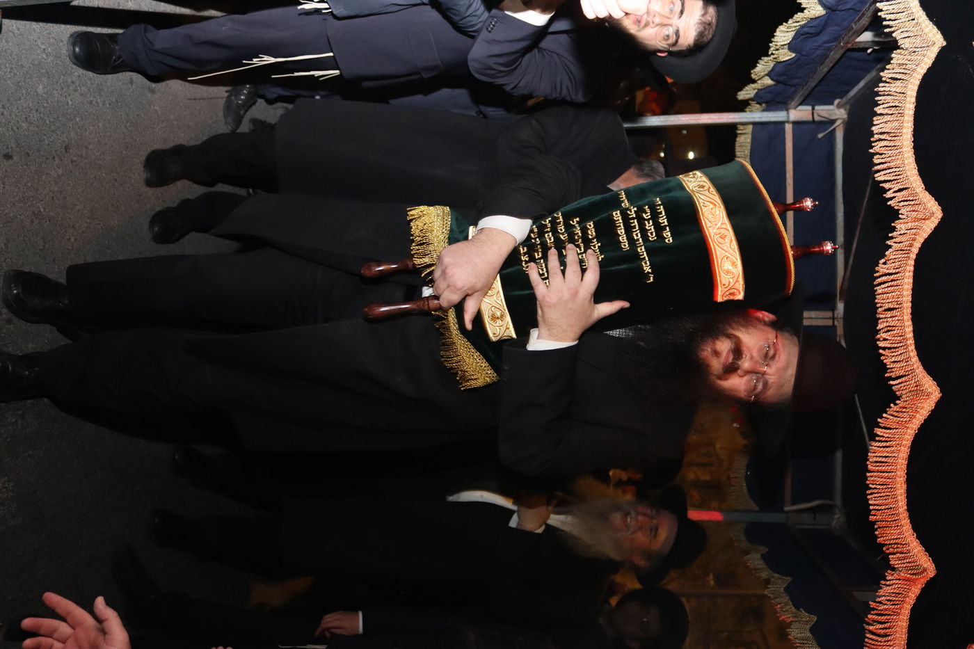 הכנסת ס"ת לקהילת 'רמת הנביאים' בבית שמש