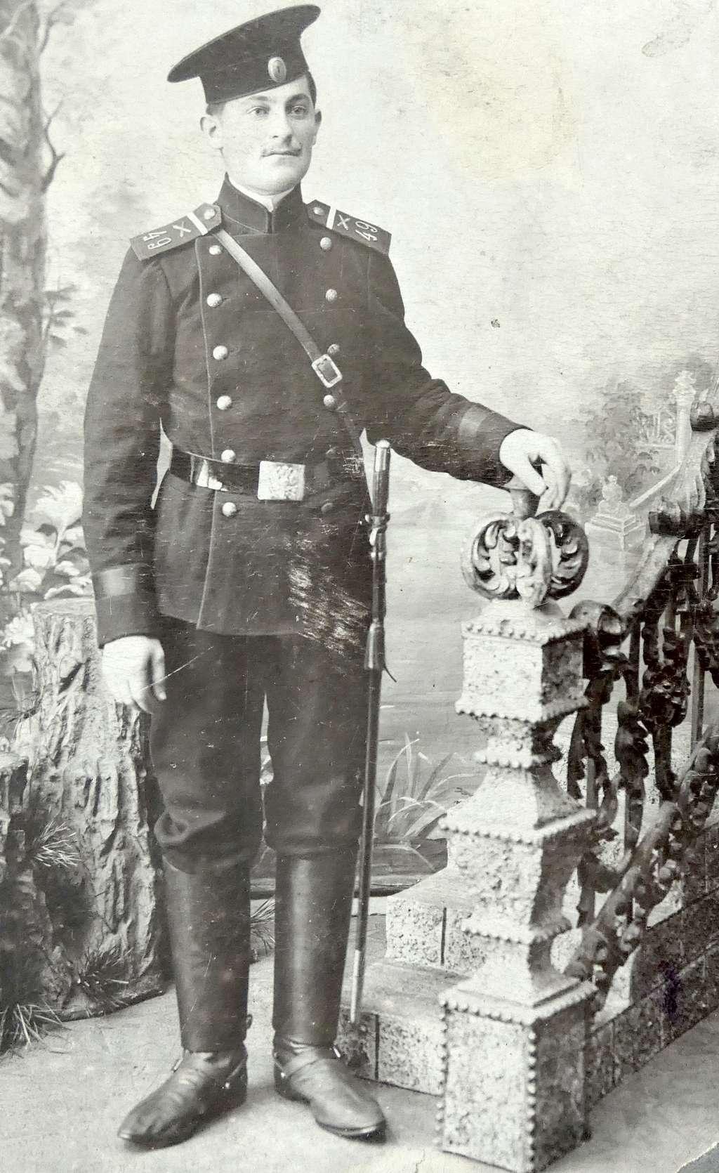 קנטוניסט יהודי במדים