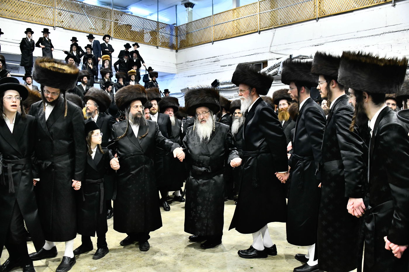 שמחת בית מכנובקא בעלזא - מעליץ - ביאלה ישרי לב