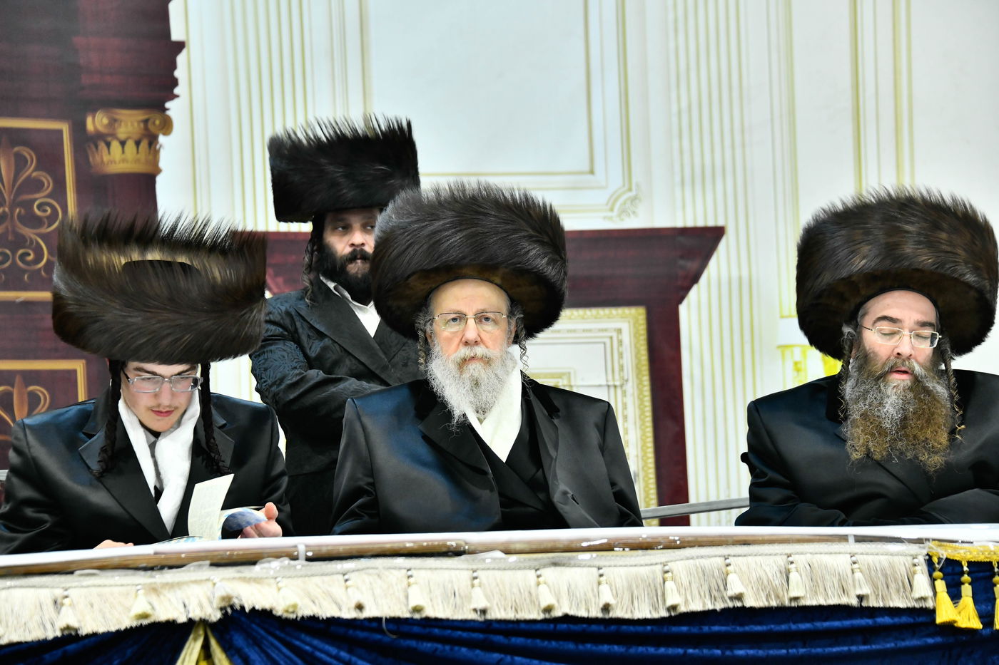 שמחת בית מכנובקא בעלזא - מעליץ - ביאלה ישרי לב