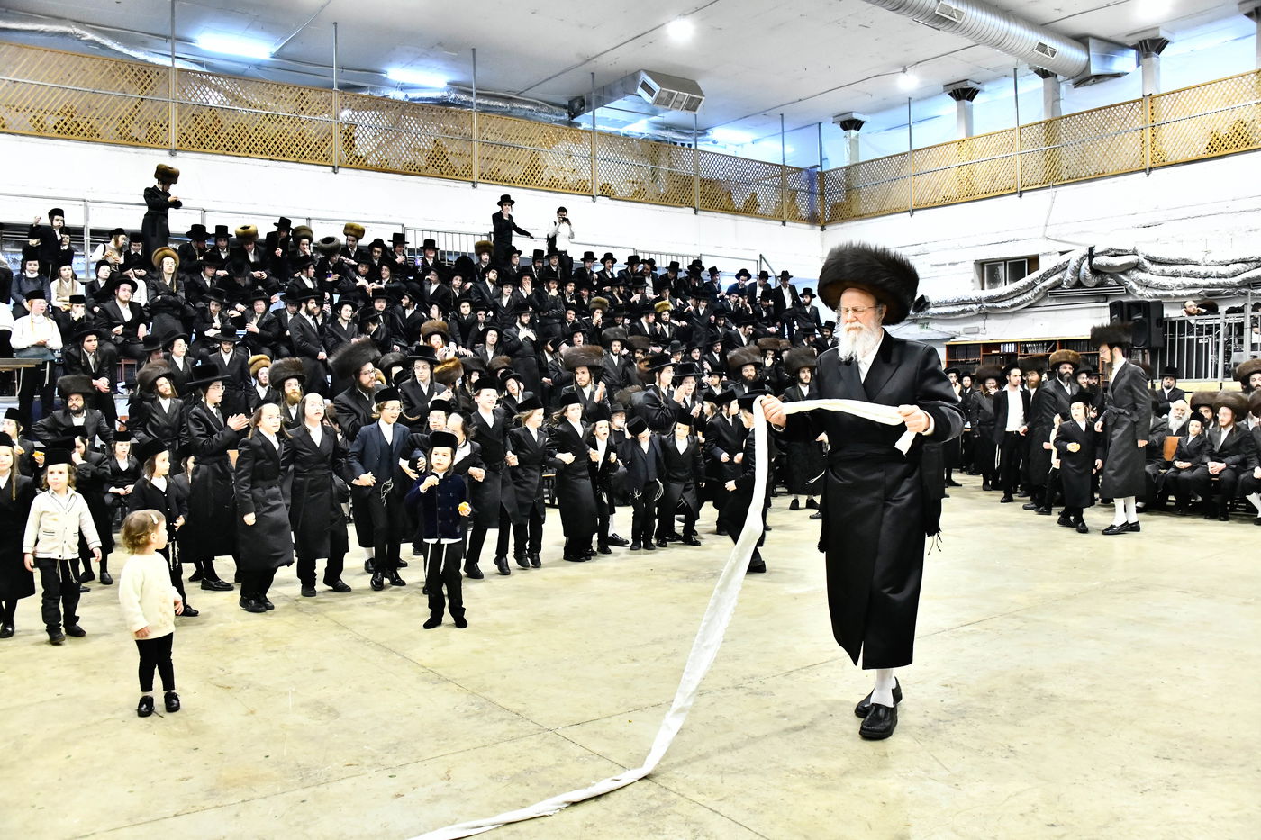 שמחת בית מכנובקא בעלזא - מעליץ - ביאלה ישרי לב