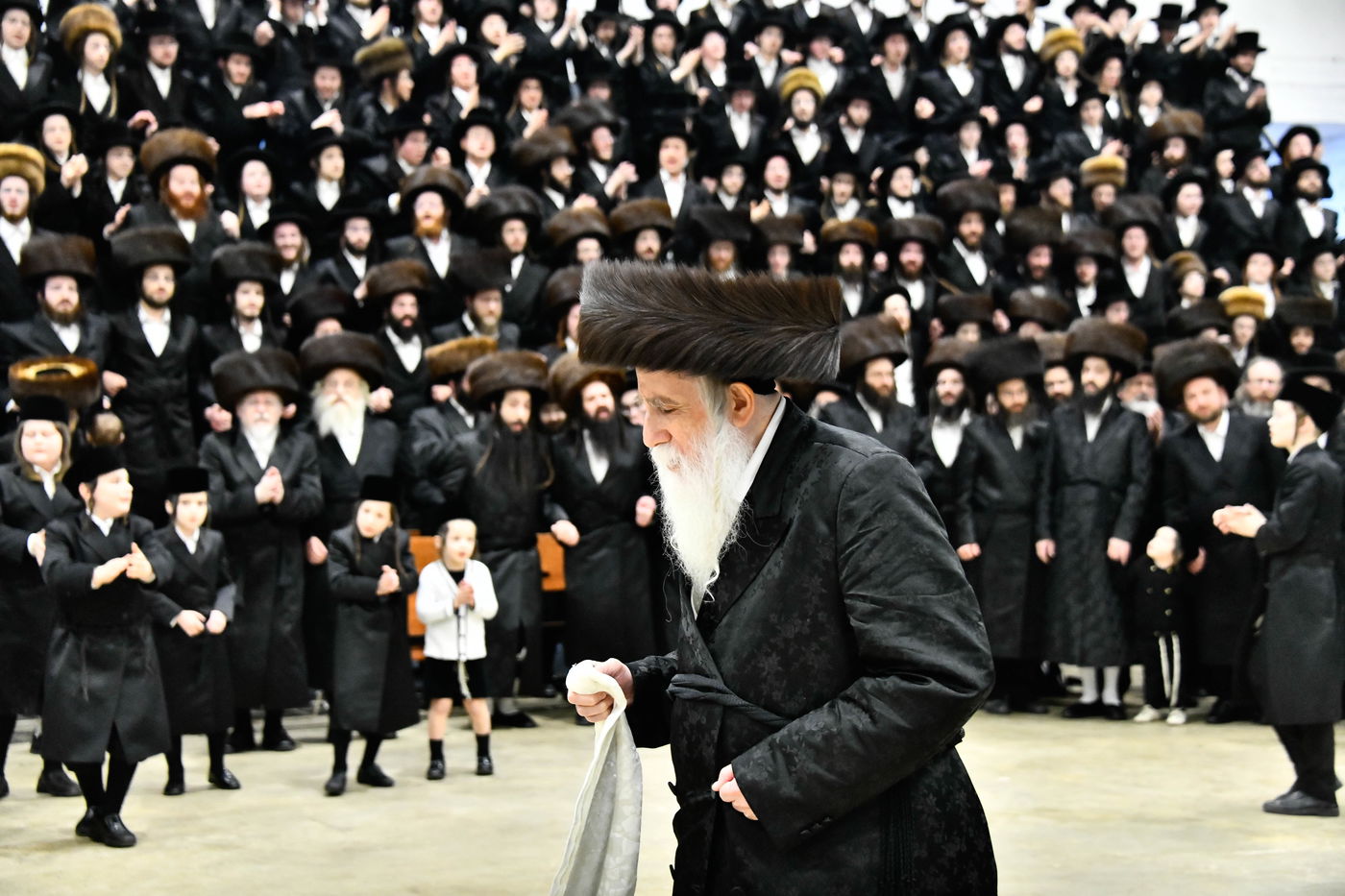 שמחת בית מכנובקא בעלזא - מעליץ - ביאלה ישרי לב