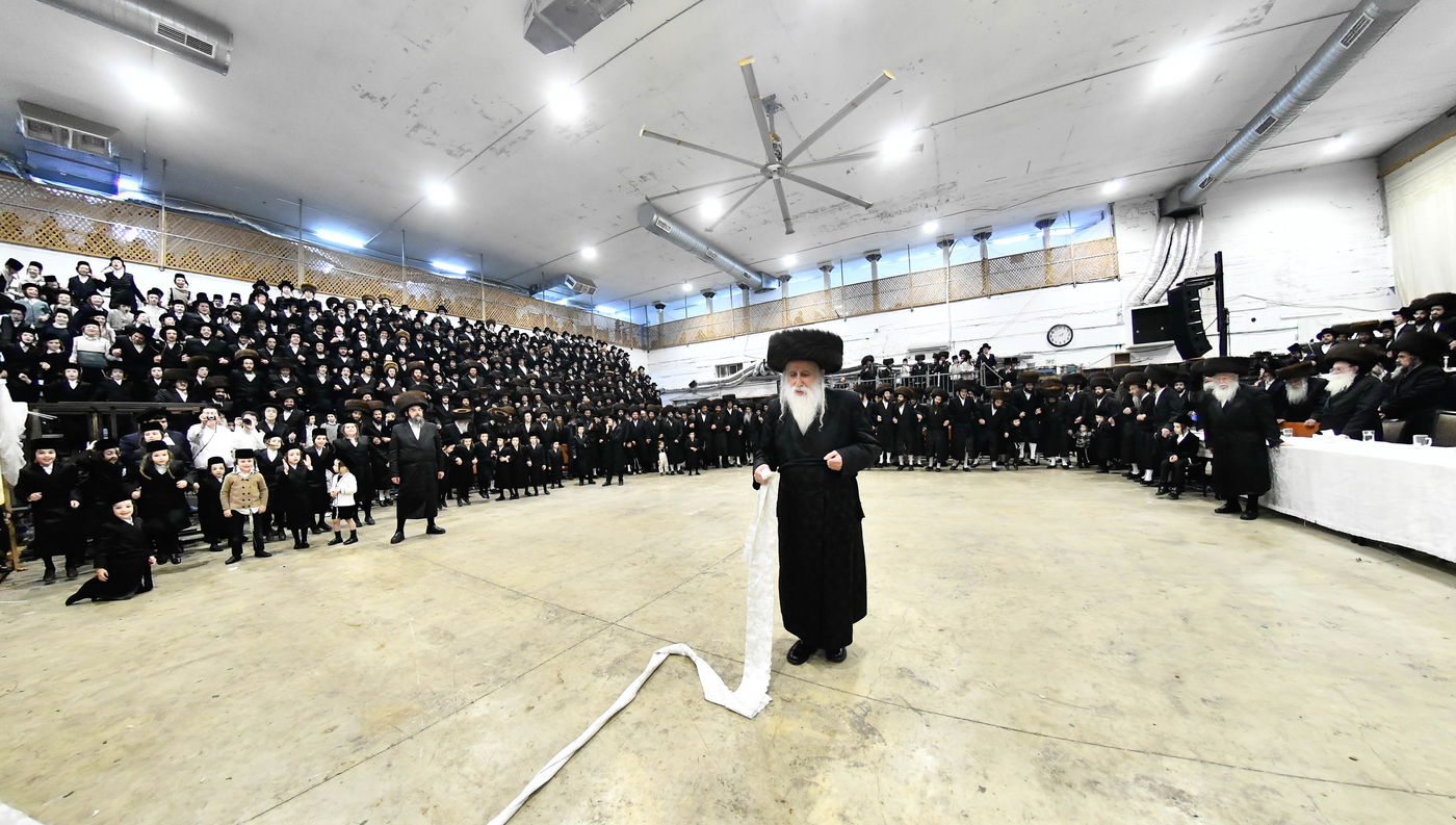 שמחת בית מכנובקא בעלזא - מעליץ - ביאלה ישרי לב