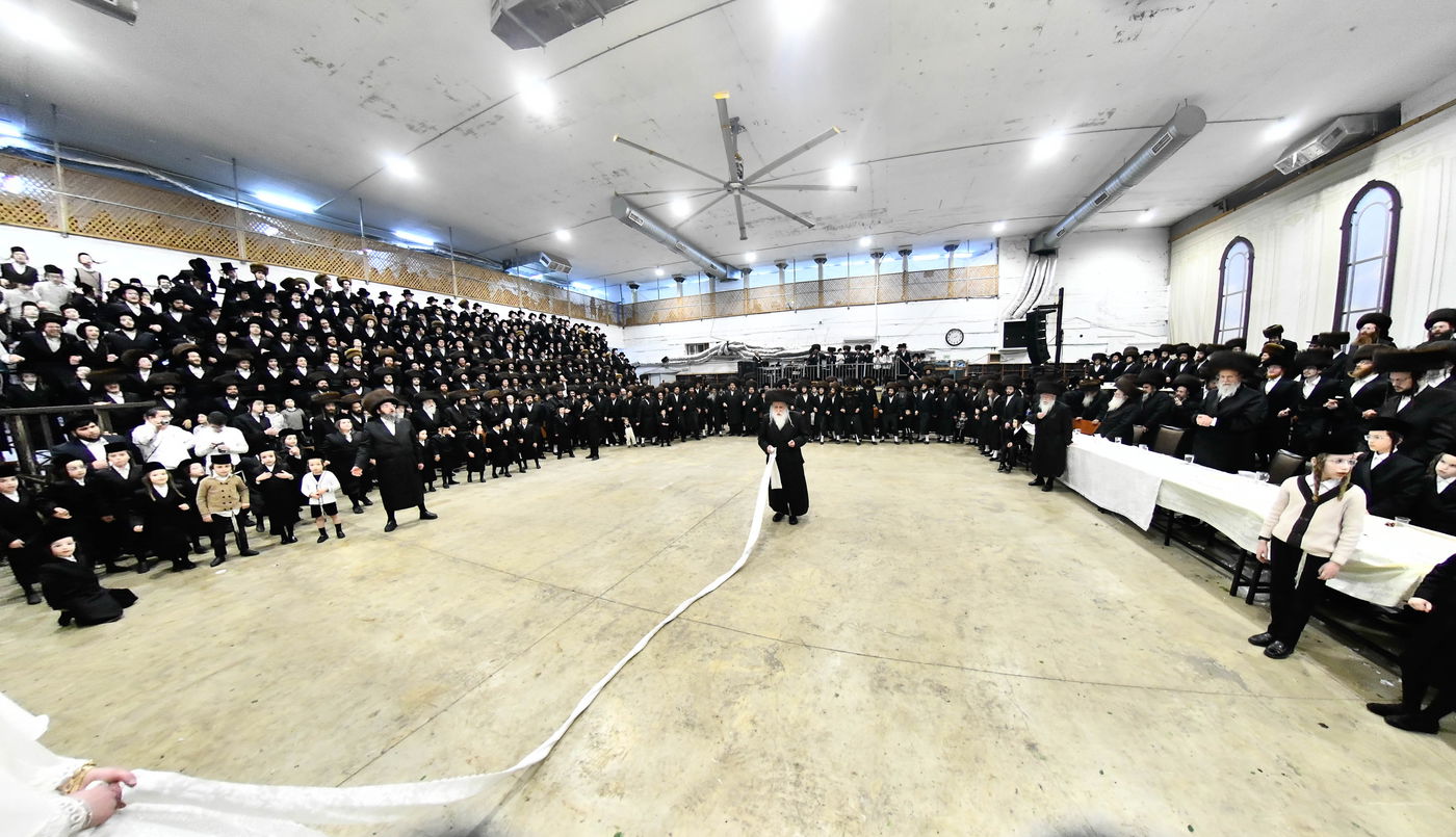 שמחת בית מכנובקא בעלזא - מעליץ - ביאלה ישרי לב