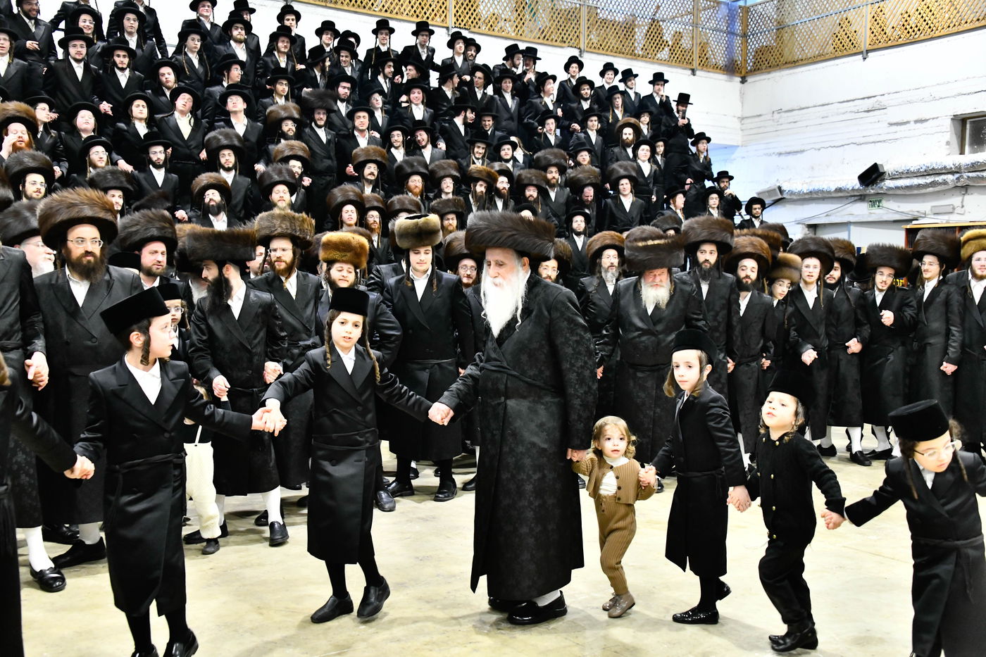 שמחת בית מכנובקא בעלזא - מעליץ - ביאלה ישרי לב