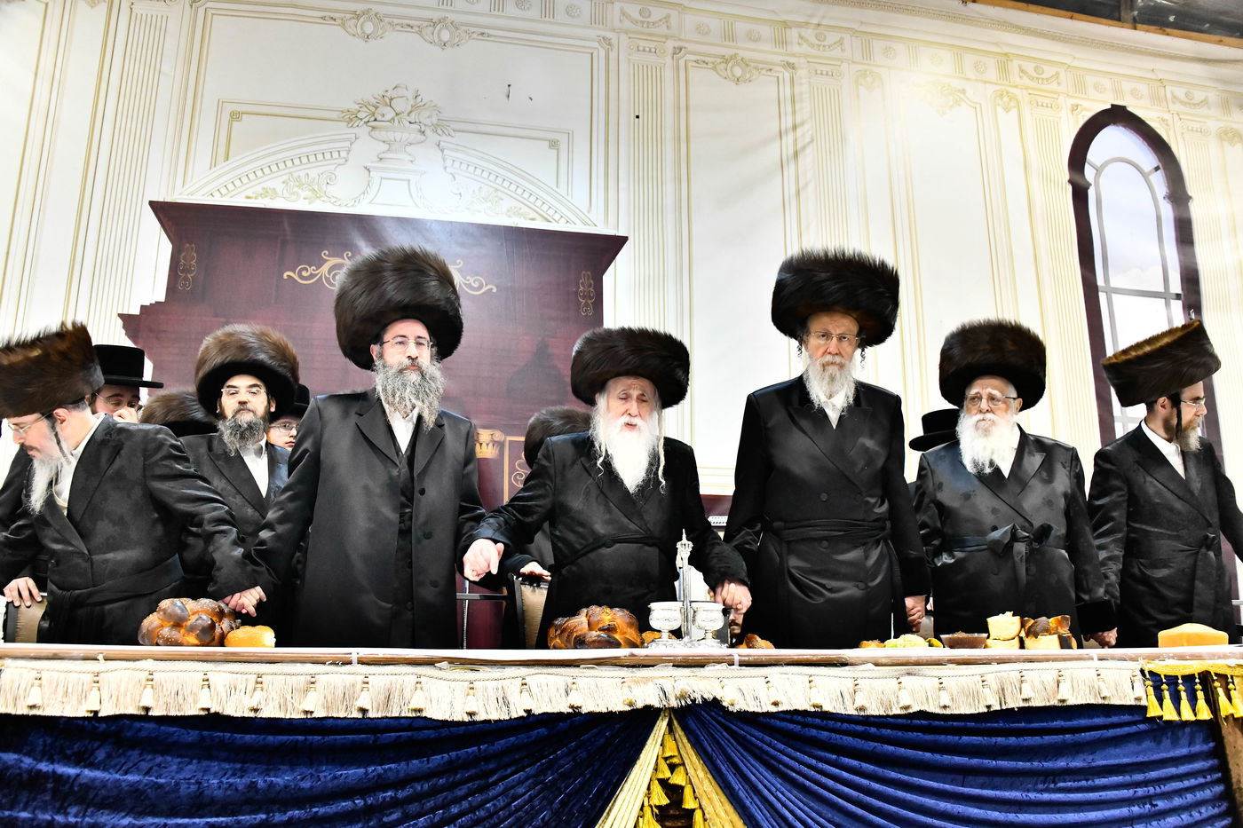 שמחת בית מכנובקא בעלזא - מעליץ - ביאלה ישרי לב