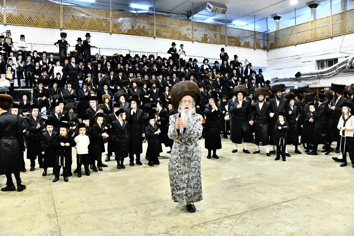 שמחת בית מכנובקא בעלזא - מעליץ - ביאלה ישרי לב