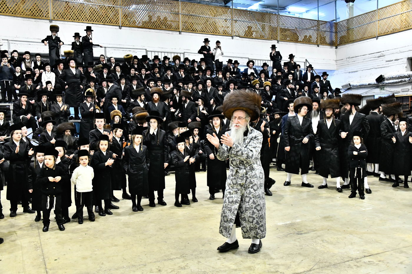 שמחת בית מכנובקא בעלזא - מעליץ - ביאלה ישרי לב