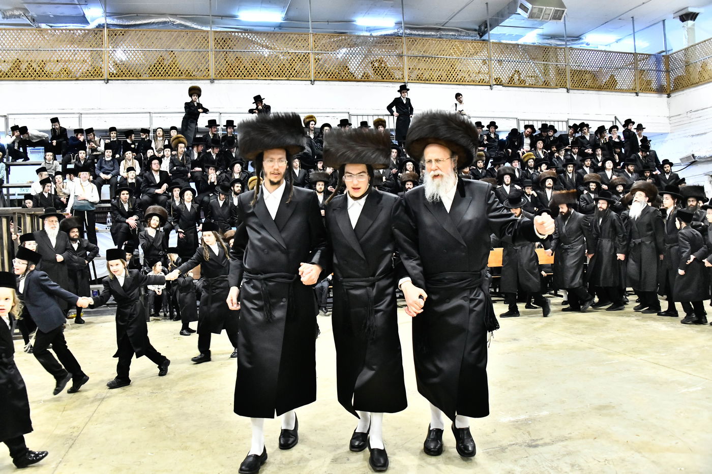 שמחת בית מכנובקא בעלזא - מעליץ - ביאלה ישרי לב