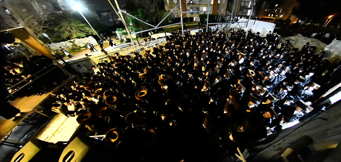 שמחת בית מכנובקא בעלזא - מעליץ - ביאלה ישרי לב