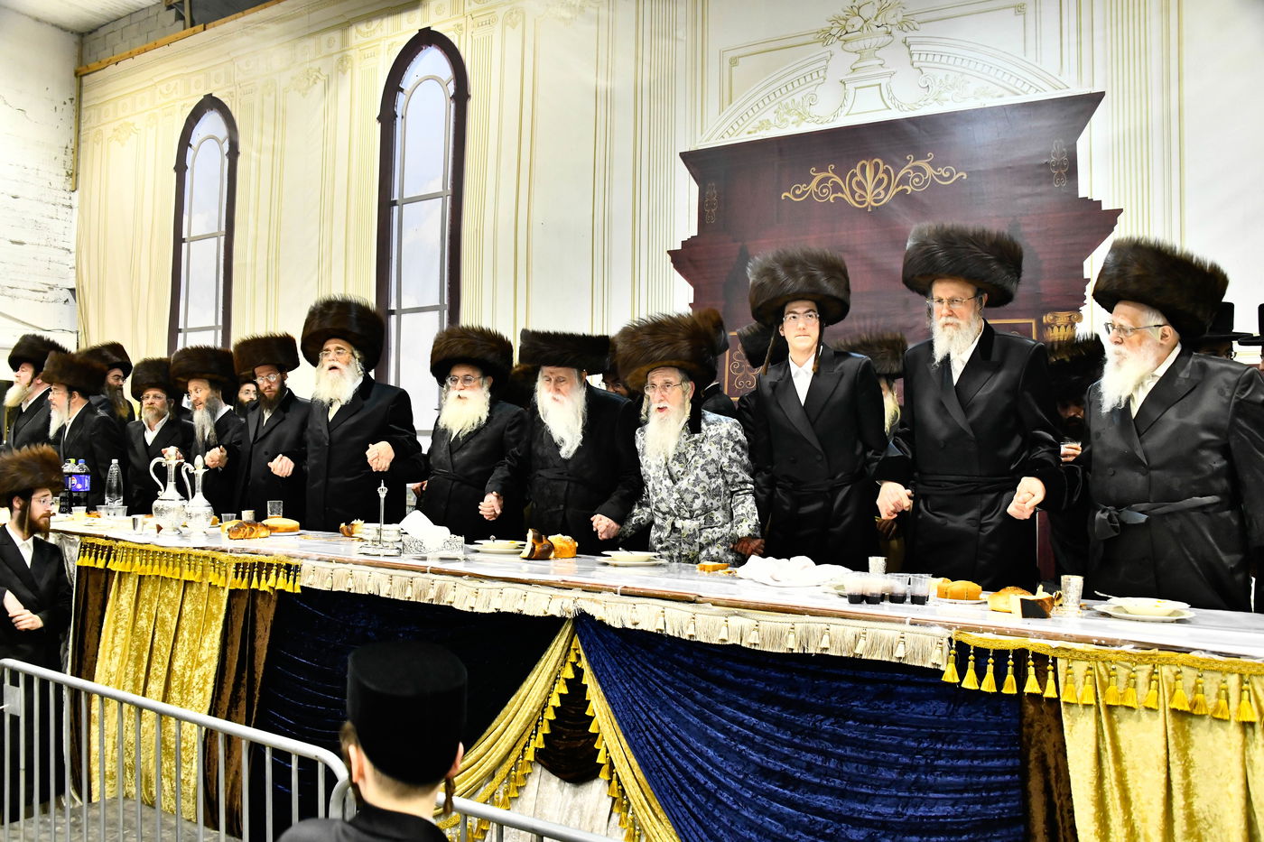 שמחת בית מכנובקא בעלזא - מעליץ - ביאלה ישרי לב