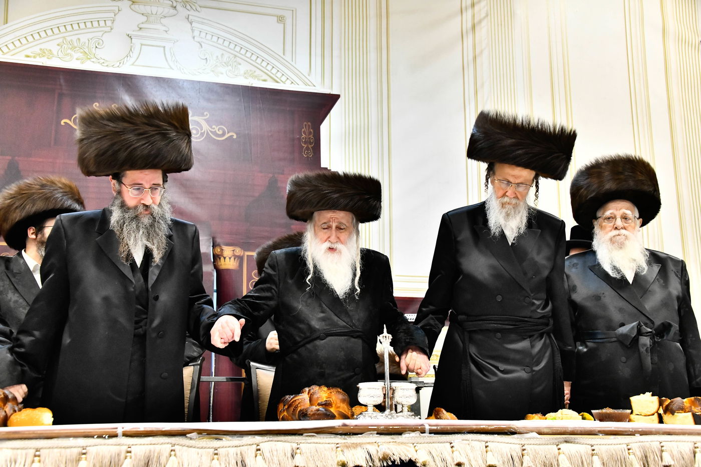 שמחת בית מכנובקא בעלזא - מעליץ - ביאלה ישרי לב