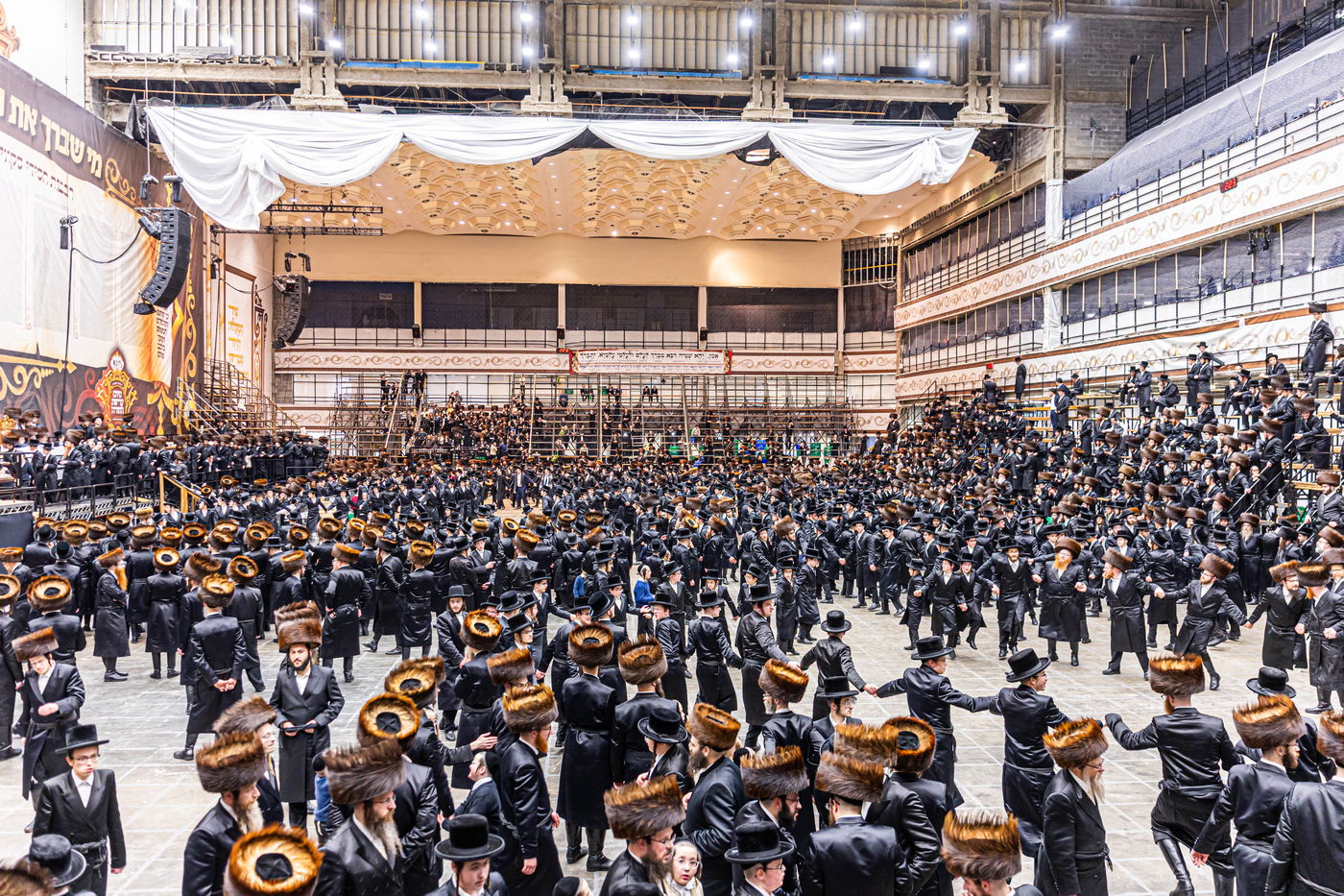 חגיגת סיום קריאת התורה בסקווירא