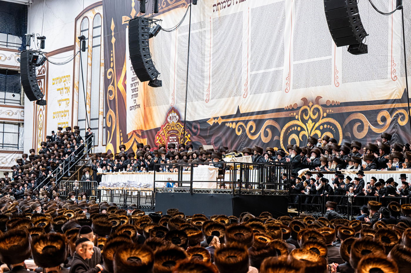 חגיגת סיום קריאת התורה בסקווירא