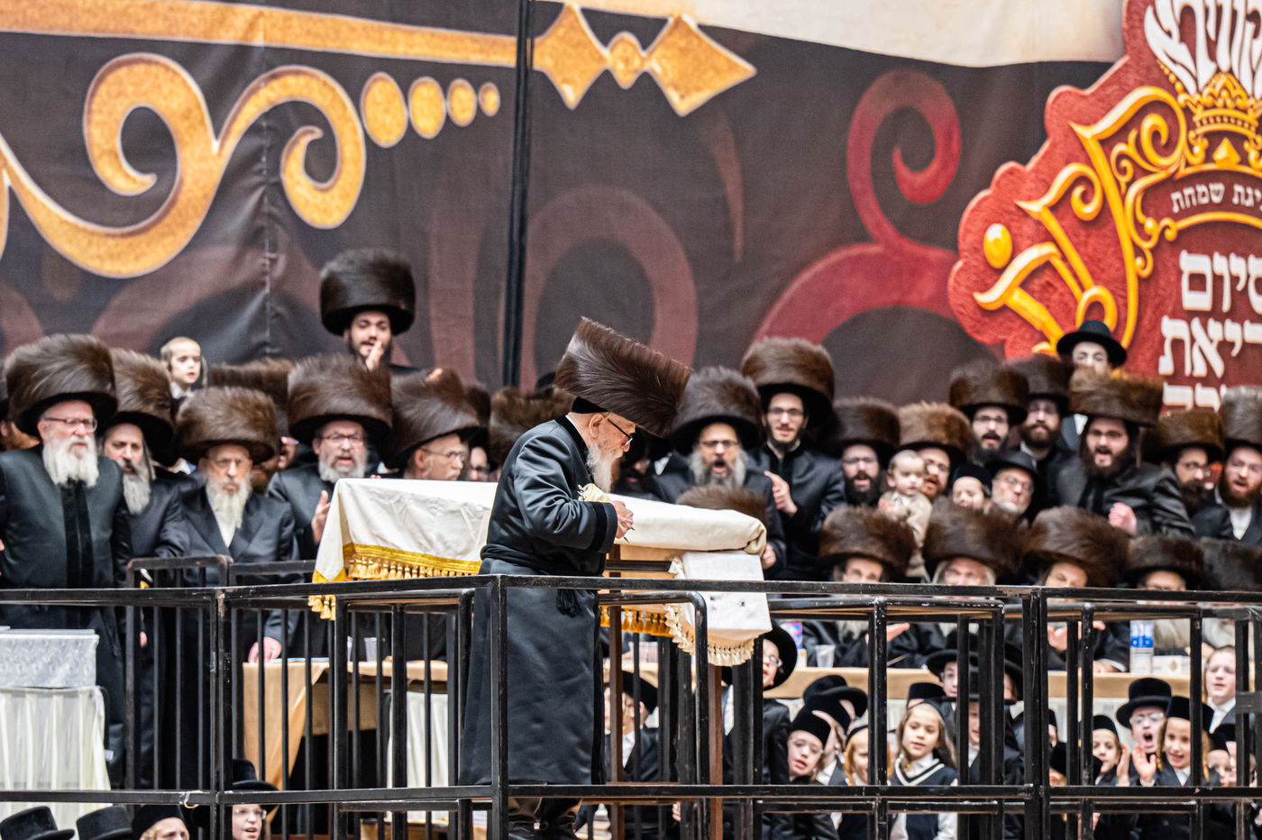 חגיגת סיום קריאת התורה בסקווירא