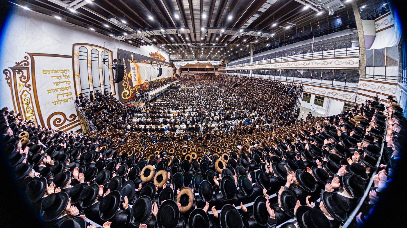 חגיגת סיום קריאת התורה בסקווירא