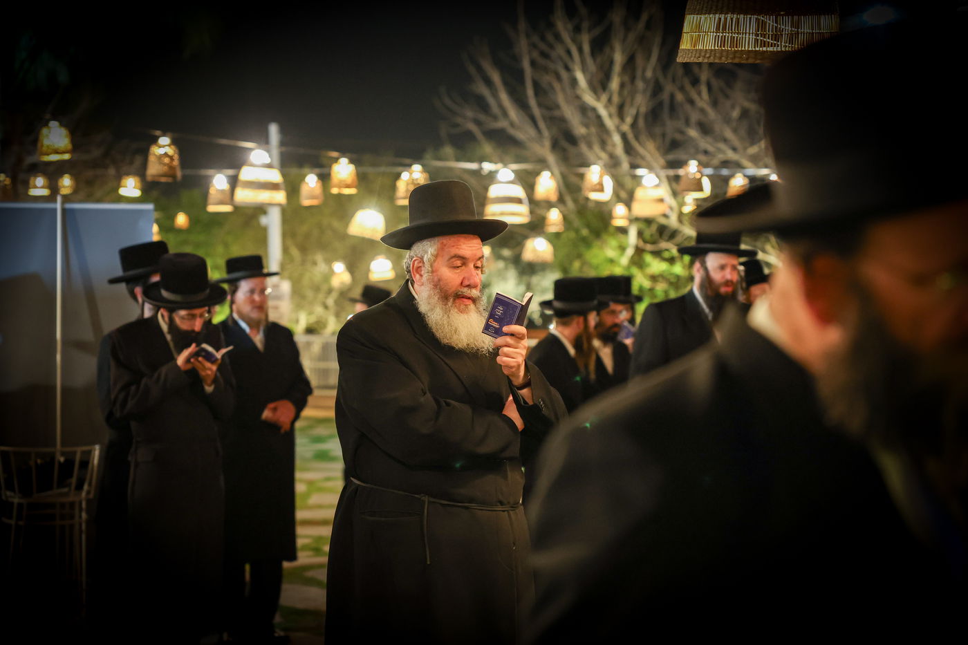 דינר לטובת קופת הצדקה של חסידי סלאנים