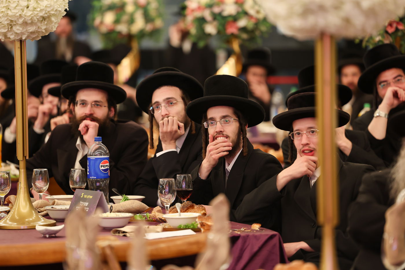 דינר לטובת קופת הצדקה של חסידי סלאנים