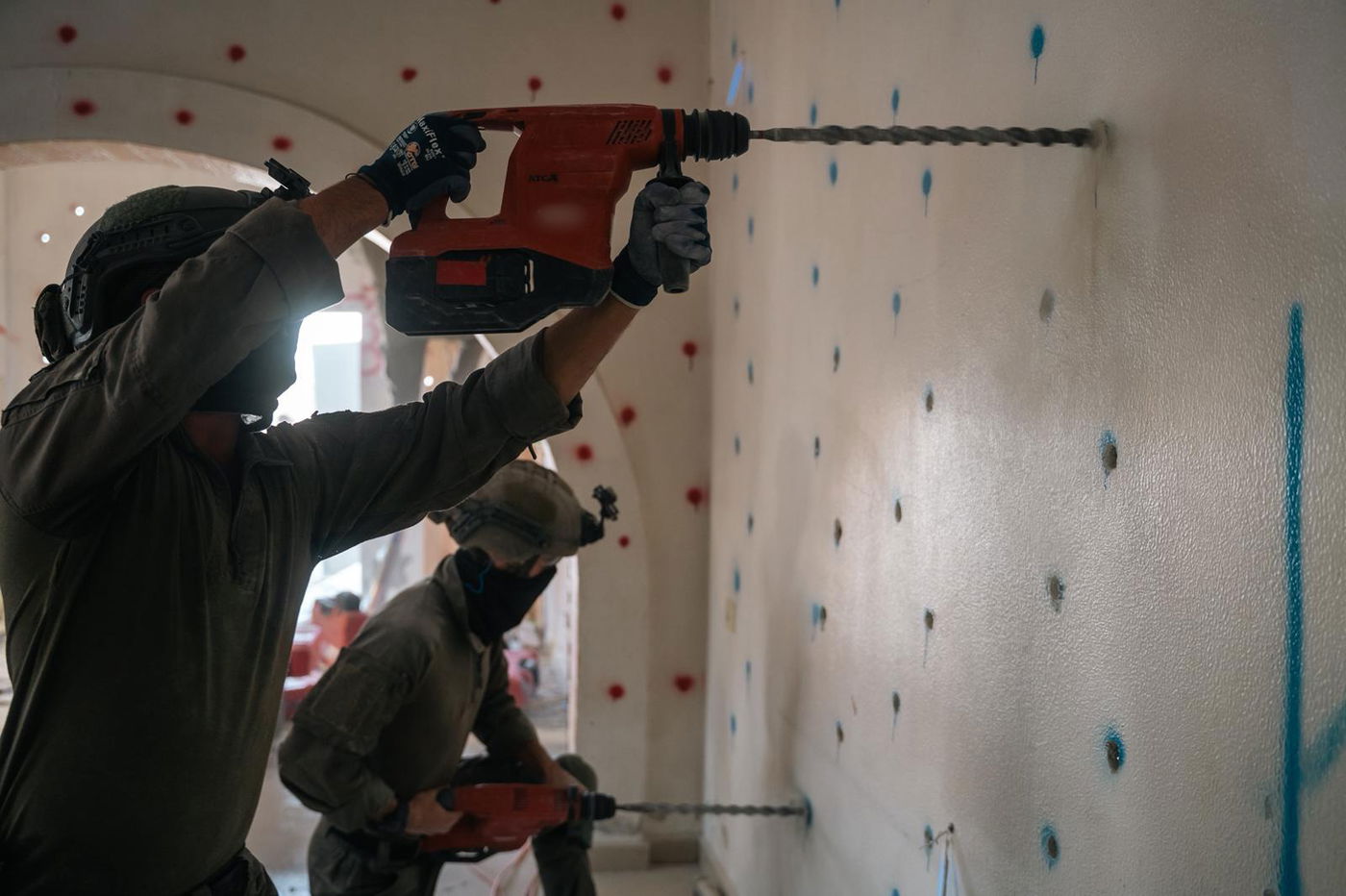 ההכנות להריסת בית המחבל