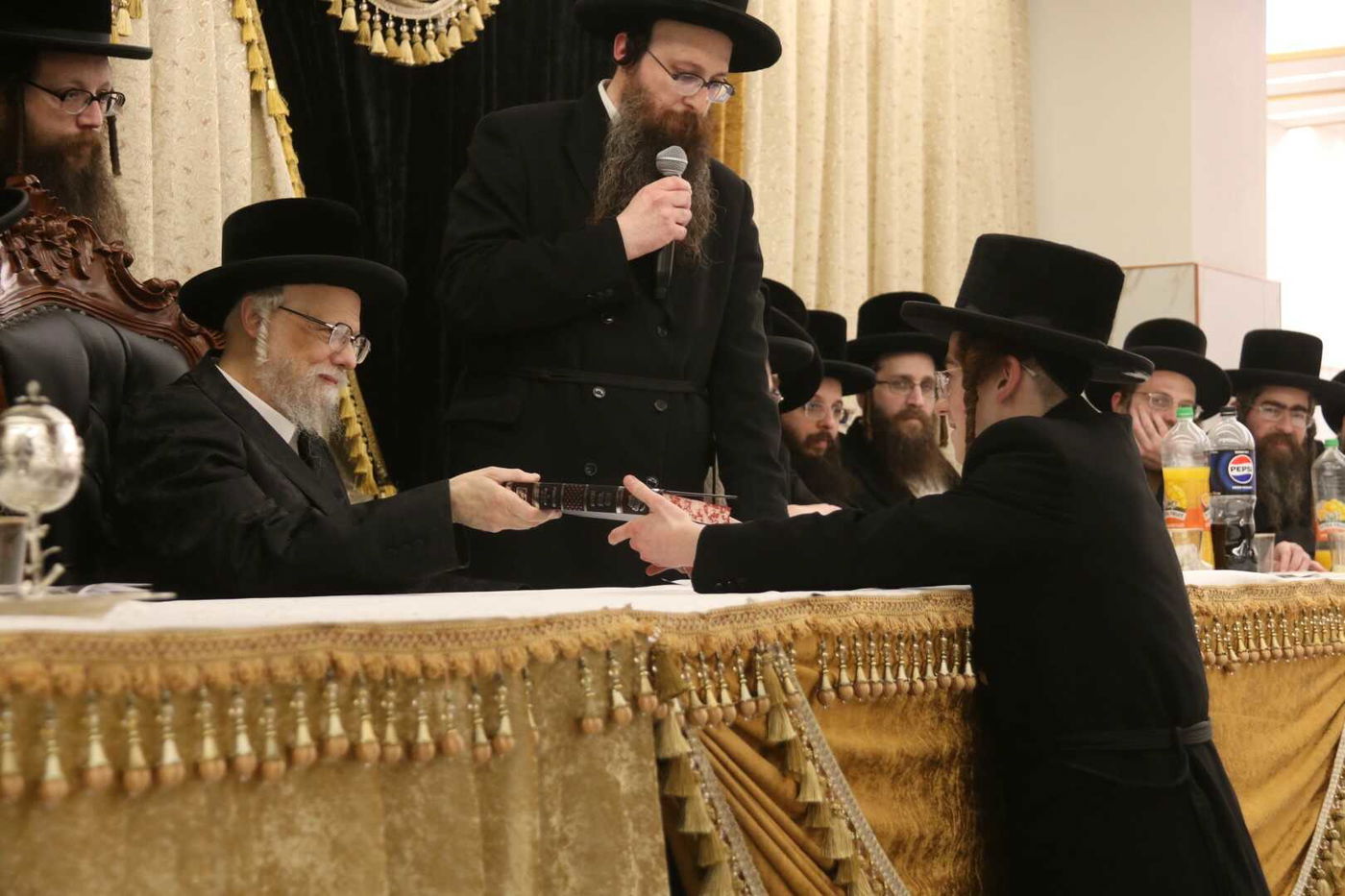 מעמד כבוד התורה בסערט ויז'ניץ