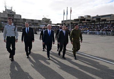 רה"מ והנשיא זה לצד זה בטקס סיום קורס קצינים | זה מה שאמר נתניהו על איראן